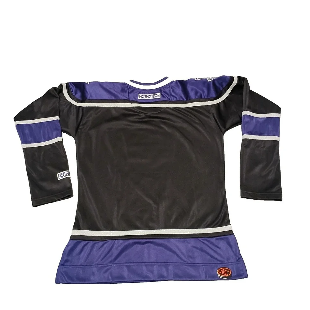 VTG CCM LA Kings Women's Hockey Jersey XS Purple NHL Embroidered For‎ Her Retro